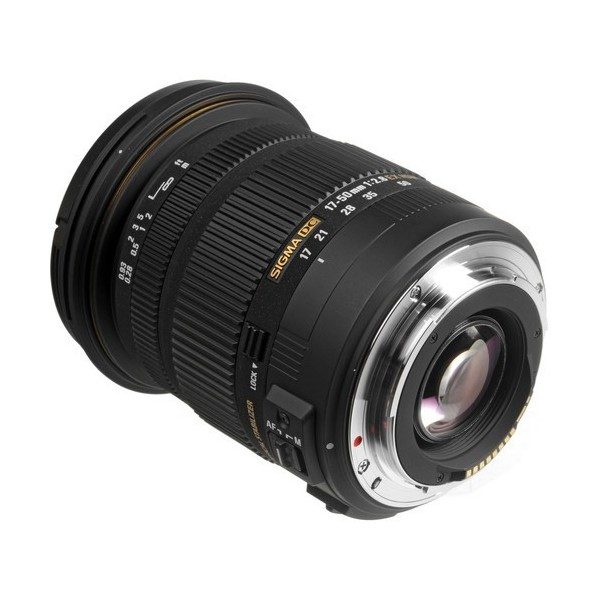 sigma 17-50mm f/2.8 lens