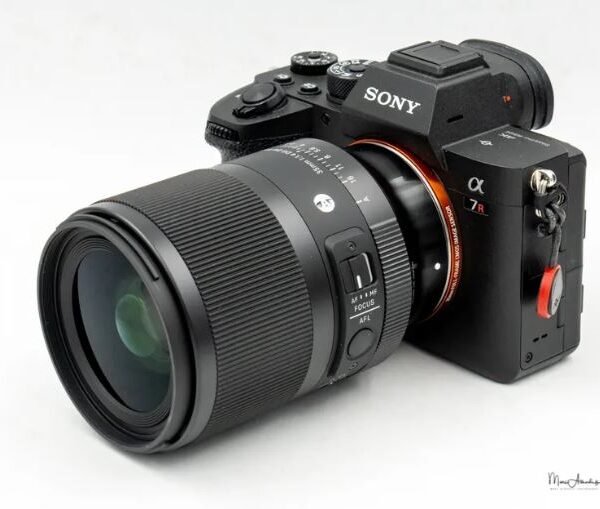 Sigma 35mm f/1.4 DG DN Art Lens for Sony E - image 3