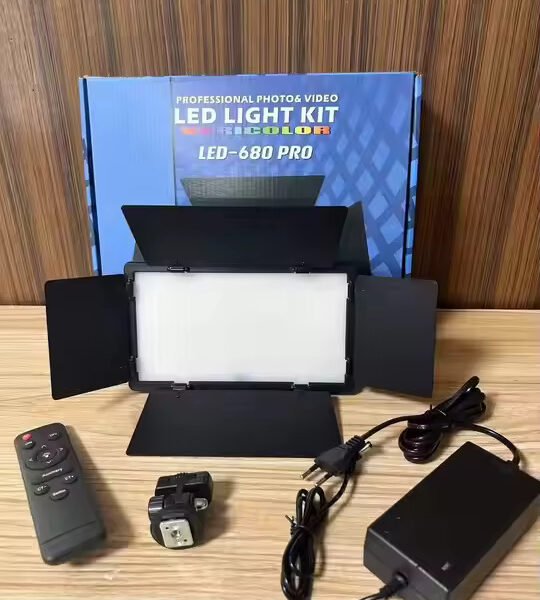 LED 680 pro with Dual Battery charger & Adaptor 40W   Bi-colour Led Panel Photography Light - image 2