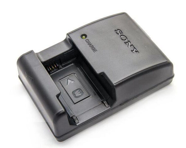 Sony FW-50 Charger